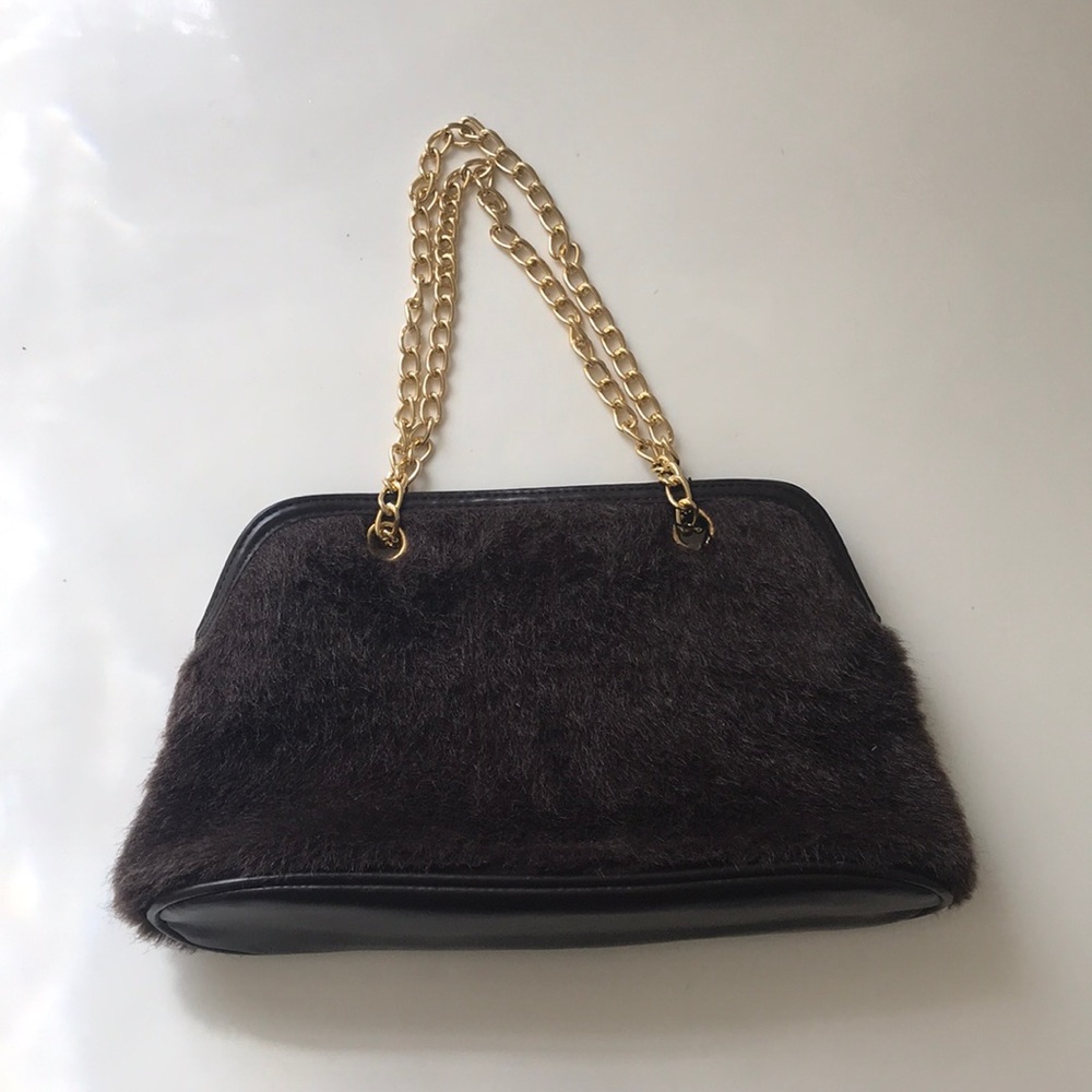VS Faux Fur Chain Bag